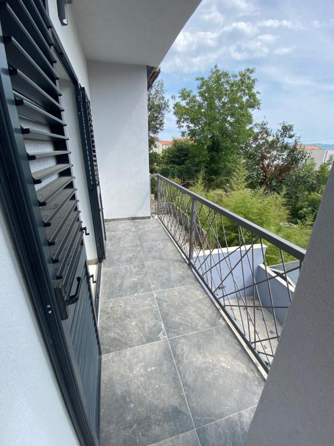 Apartments Ena Kaštela 外观 照片