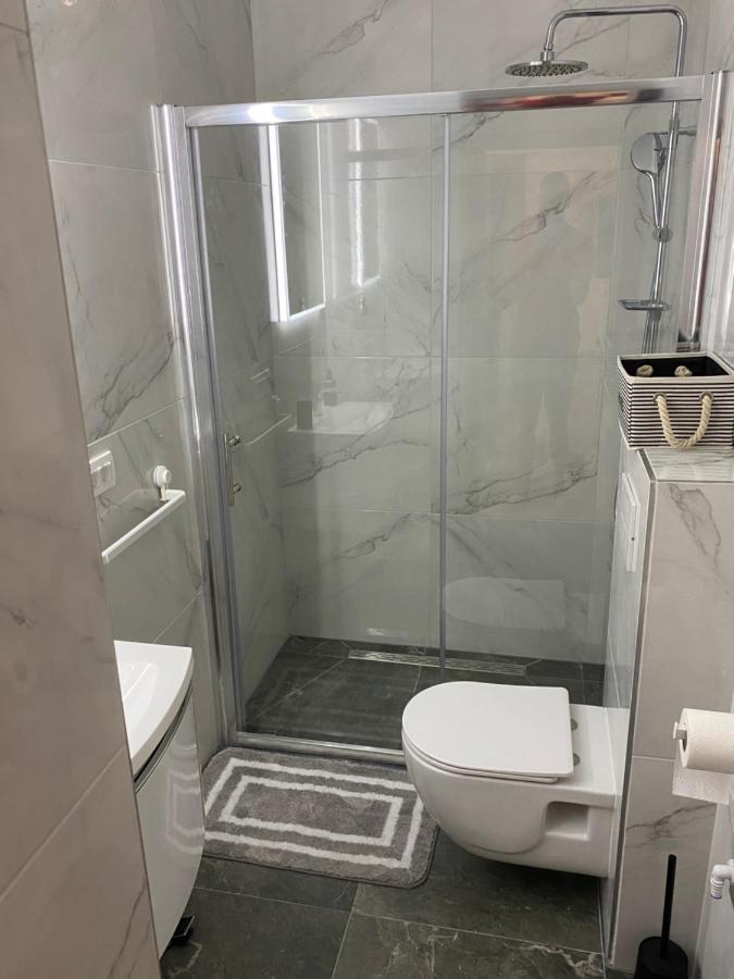Apartments Ena Kaštela 外观 照片